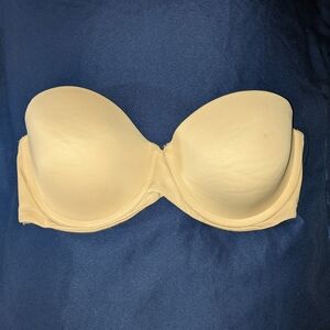 Maidenform Strapless Cream Bra